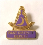 Past District Deputy Pin w/ Moon